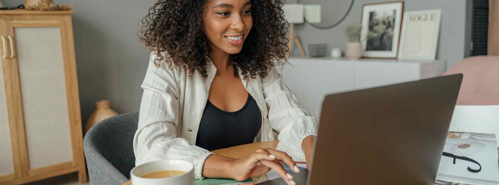 Verdien snel wat bij met webcam thuiswerk
